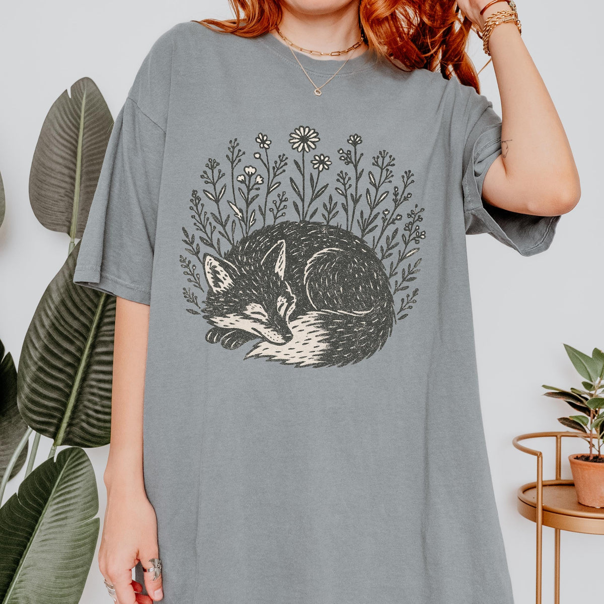 Additional photo of Sleeping Fox Wildflower T-shirt