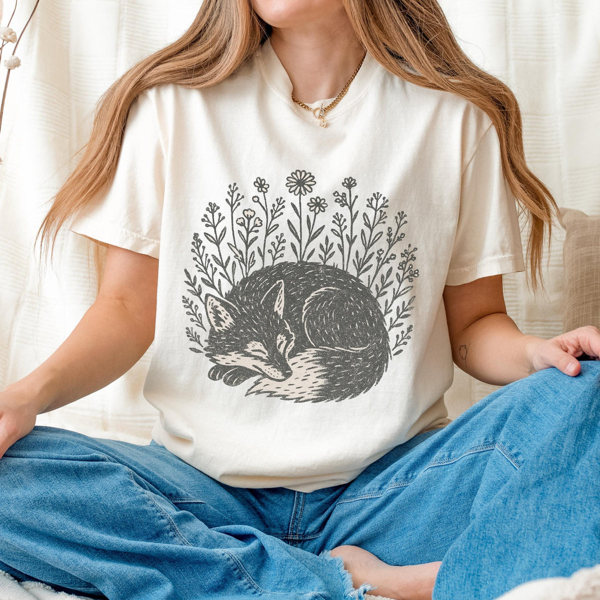 Additional photo of Sleeping Fox Wildflower T-shirt