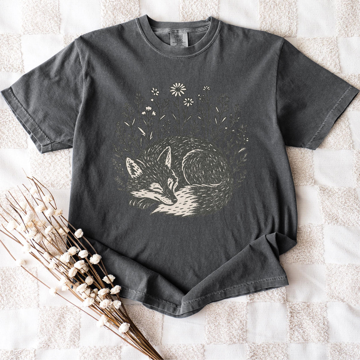 Additional photo of Sleeping Fox Wildflower T-shirt