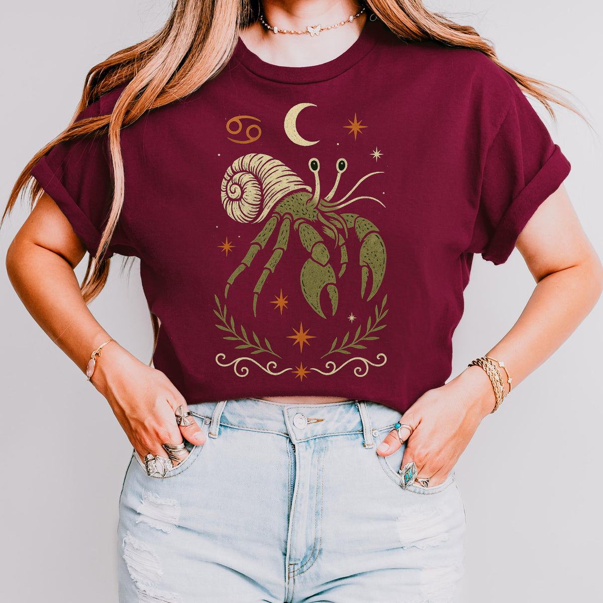 Additional photo of Cancer Zodiac Hermit Crab Graphic T-shirt