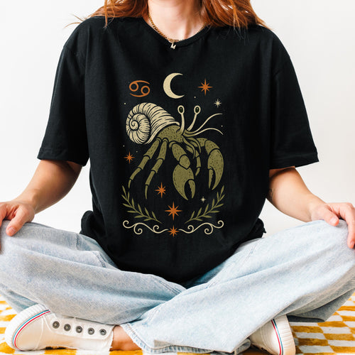 Additional photo of Cancer Zodiac Hermit Crab Graphic T-shirt